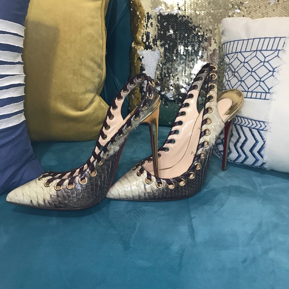 Christian Louboutin size 41 - Picture 2 of 3